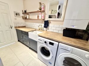 Photo 33- click for photo gallery